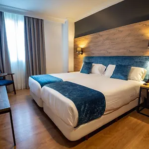 3* Hotel Sercotel Familia Conde